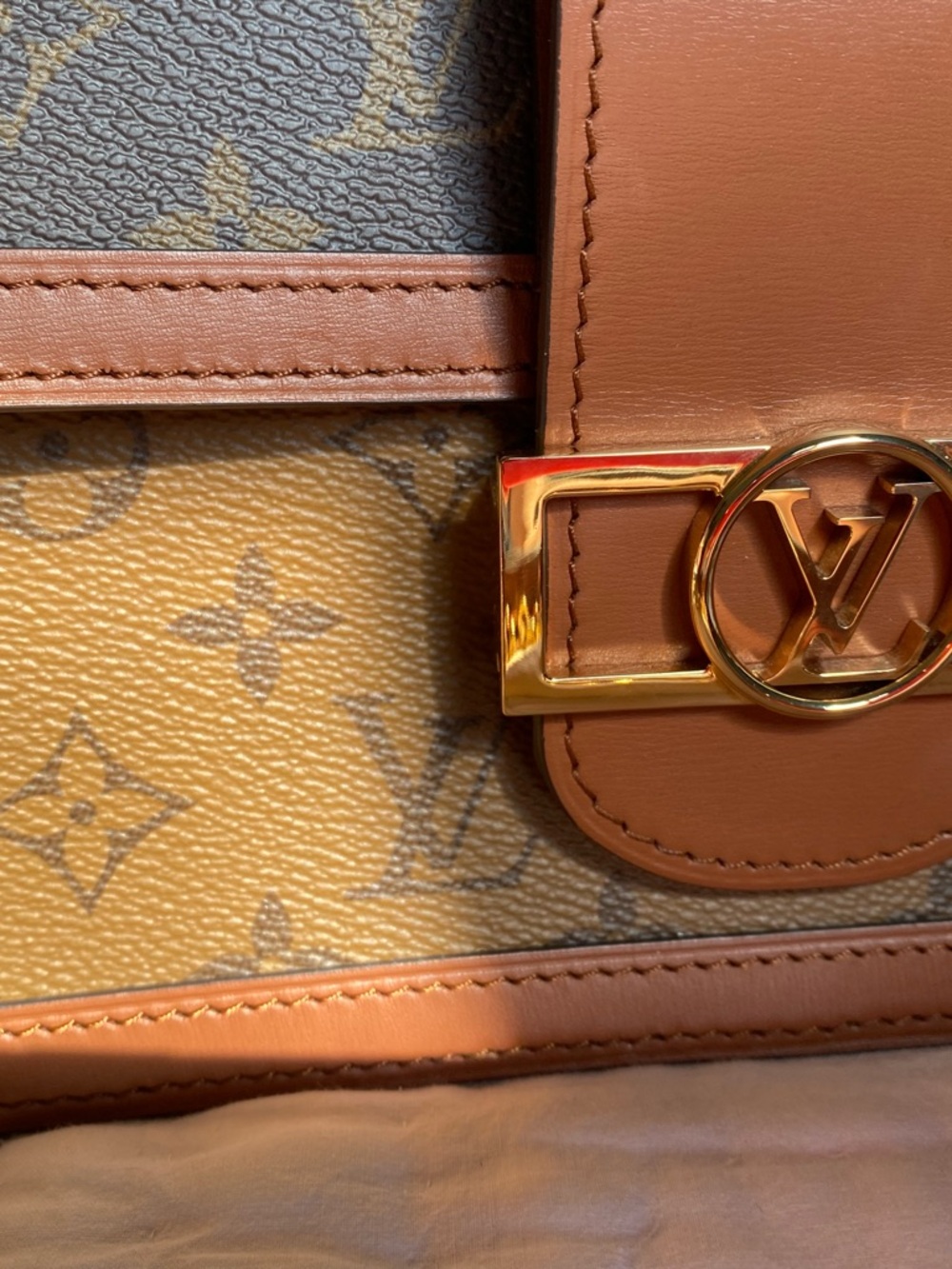 Louis Vuitton Monogram Dauphine MM - Picture 4 of 10